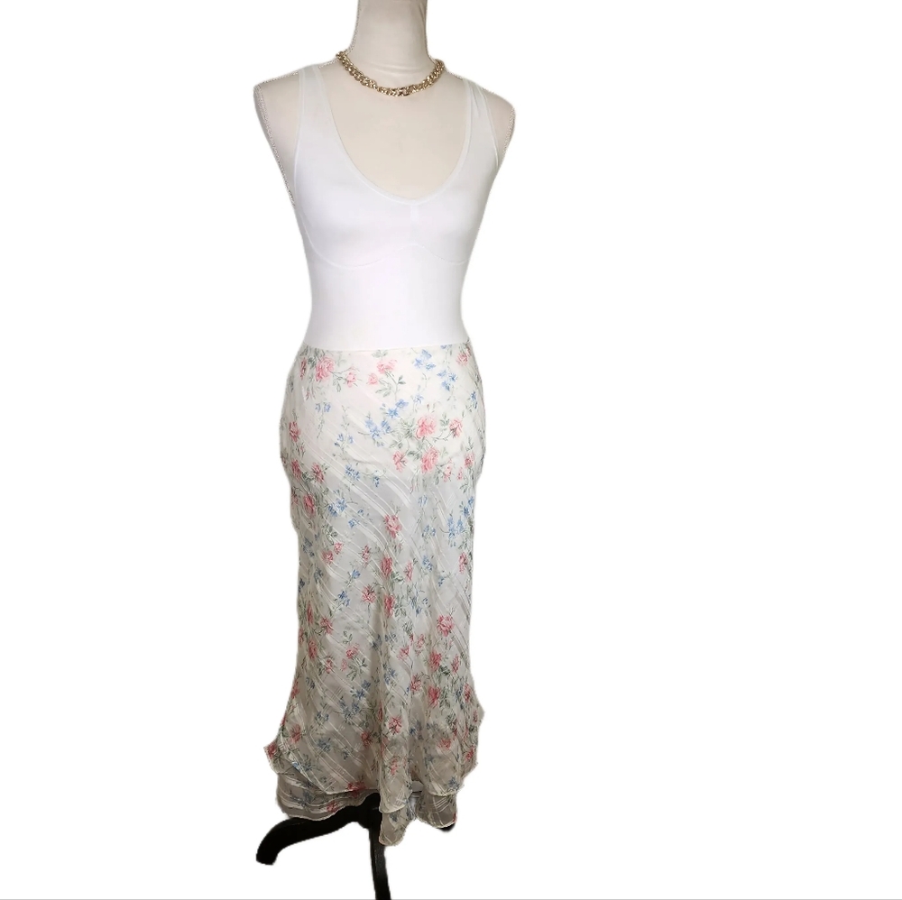 Ralph Lauren. Vintage, floral silk skirt. Size 4
